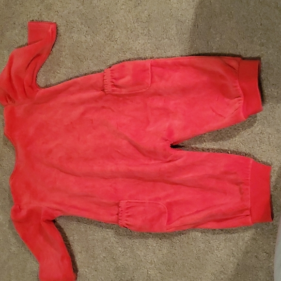 Carters vintage 12mth velour red embroidered footless 1 pc pjs - Picture 5 of 5